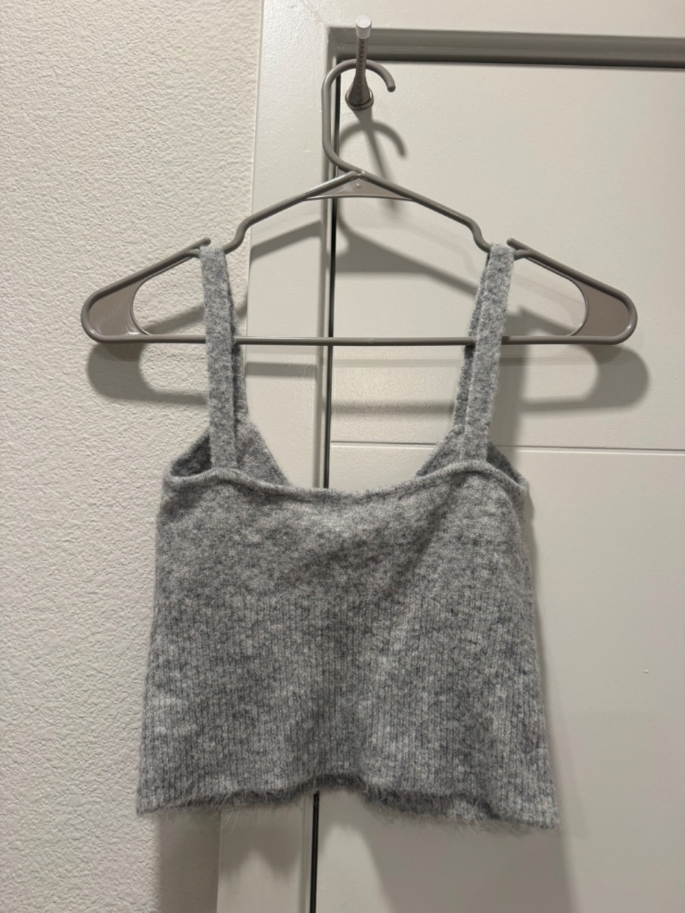 CROP TOP - Picture 2 of 3